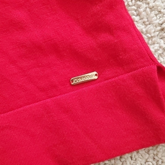 NWT Calvin Klein Ribbed Long-Sleeves sweater - Picture 7 of 9